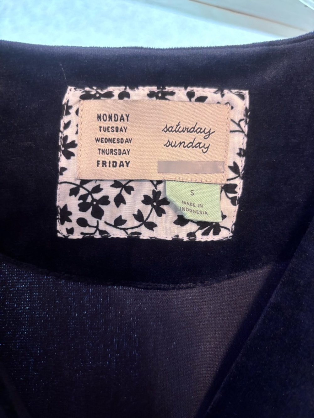 Anthropologie Saturday Sunday Velvet Jumpsuit Navy Wide Leg Romper Chic Size S - Picture 2 of 4